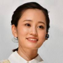 前田敦子、クールな個性派アイメイクSHOTに「目ヂカラがスゴい」「妖艶な空気感でメロメロ」