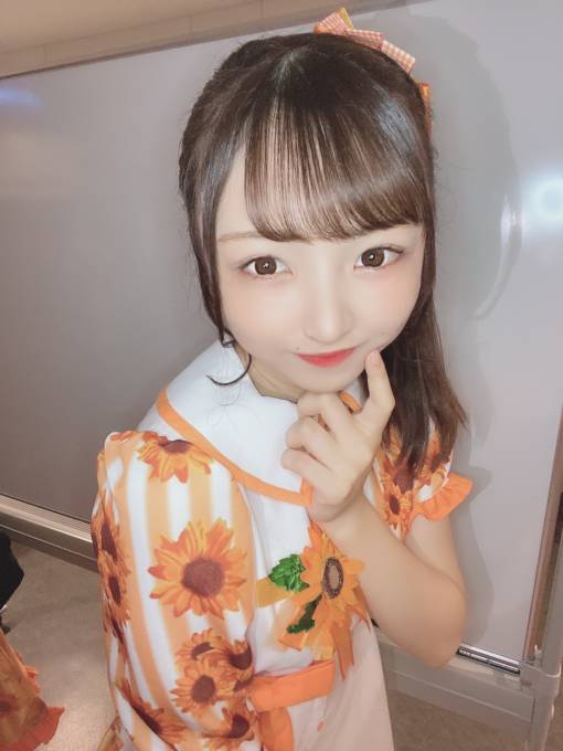 今注目のアイドル、テラス×テラス・二葉茉由が愛用の香水を紹介！