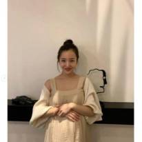 第1子妊娠中の板野友美、ふっくらお腹の微笑みSHOT公開＆心境を明かす「自分ひとりの身体じゃないので…」