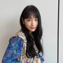 「1日頑張った〜！」川栄李奈、花柄ワンピ×ピンクメイクの達成感SHOTに反響「お仕事もママもお疲れ様」「また美人度上がった」