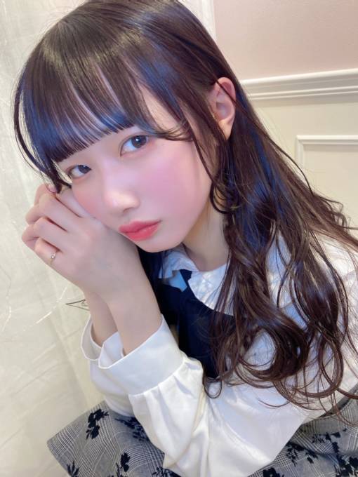 アイドルのサラサラ髪はこれで作る！テラス×テラス伊藤詩由の愛用ヘアケア