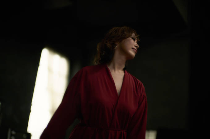 古内東子、デビュー30周年記念アルバム『体温、鼓動』に込めたもの「これしかないと思いました」