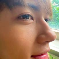 「肌綺麗すぎる」佐野勇斗、町田啓太撮影の“どアップ”SHOTに反響「イケメン」「破壊力」