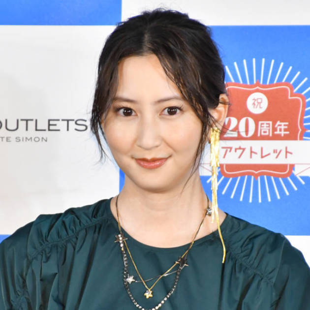 河北麻友子、ほっそりお腹チラ見せの私服コーデに反響「スタイル良すぎ」「凄く美しい」サムネイル画像!