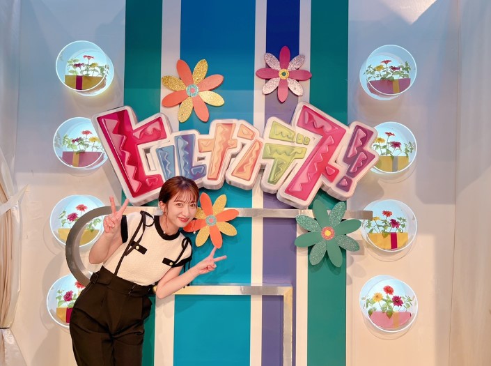 辻希美、“キュン”としたリビングでの親子SHOTを公開「最初に見えた光景」サムネイル画像!