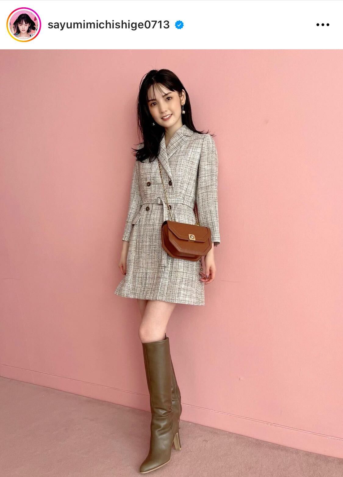 道重さゆみ、ほっそり美脚の際立つミニ丈ワンピSHOTに「足長さゆみん」「可愛くて最高」の声メイン画像