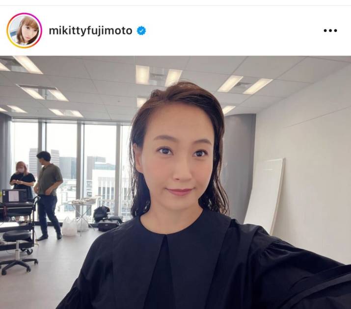 藤本美貴、前髪を上げた“モード”な雰囲気SHOTに反響「美しい」「いつもとイメージ違ってカッコいいサムネイル画像!