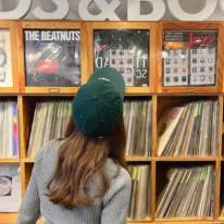 「ウエスト細すぎ！」めるる、お腹をチラ見せしたカジュアルコーデをファン称賛「美くびれだね」