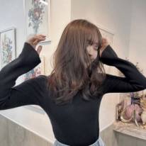 鈴木愛理、長さカット＆レイヤーも増やした“NEWヘア”に「すごく良い」「かわいすぎ」の声