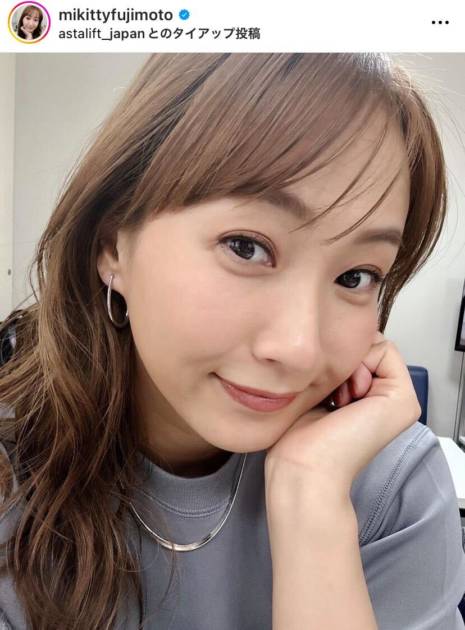 藤本美貴、カメラ目線の微笑みSHOTに「モーニング娘の時から、綺麗」「美魔女になっていくんでしょうね」の声サムネイル画像!