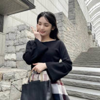 道重さゆみ、ほっそり美ウエスト際立つドレスSHOTに反響「めちゃめちゃ美人」「おとなっぽい」