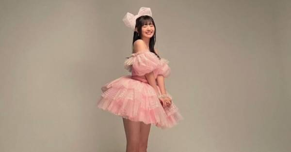 鈴木愛理 等身大 (1/1スケール) 全身タペストリー 鈴木愛理 全身