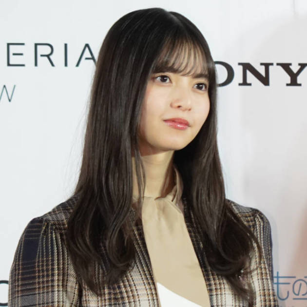 10周年記念　齋藤飛鳥　レアポ肘 中古】生写真(乃木坂46) 齋藤飛鳥/全身・「10周年記念」/「10th