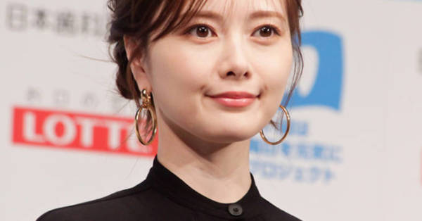 白石麻衣、美うなじチラ見せのポニーテールSHOTに反響「優勝