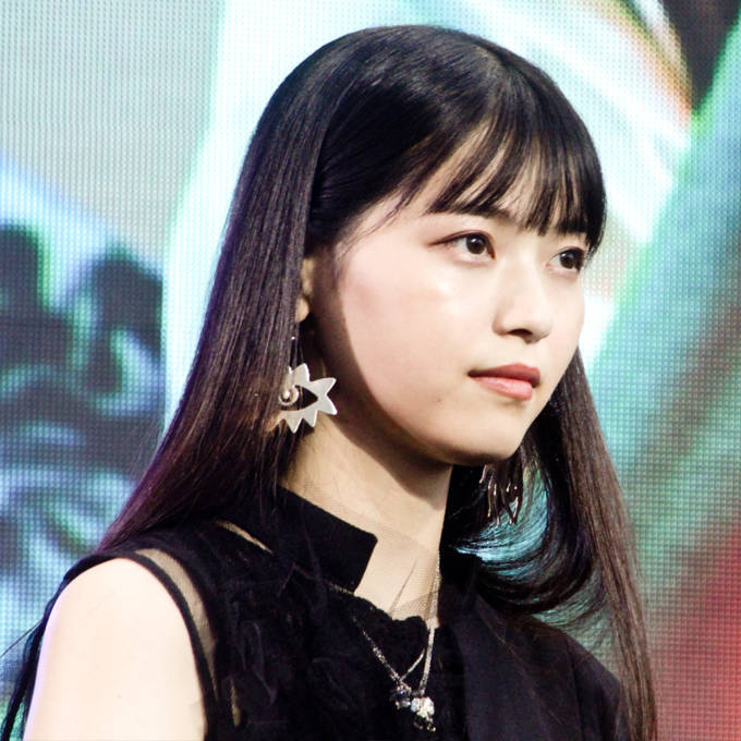 西野七瀬、タイトヘアの上品SHOTに絶賛の声「カッコイイ」「一段と綺麗