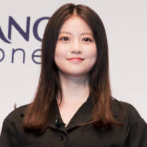 今田美桜、ナチュラルな笑顔でパシャリ！久々インスタ更新にファン歓喜「めっちゃ美人さん」「可愛すぎる‪‪‪」