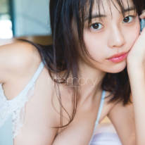 菊地姫奈、色気たっぷりの美ヒップ＆太ももを大胆披露！グラビア活動の集大成となる写真集で魅力全開