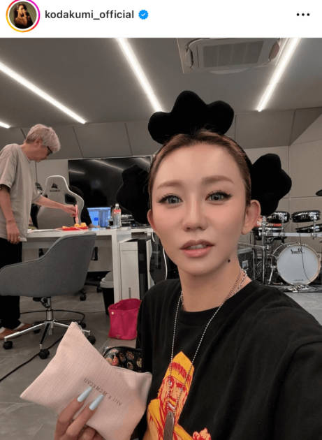 倖田來未、お茶目な“サザエさん”SHOTに反響「めちゃくちゃ可愛い」「似合ってる」サムネイル画像!