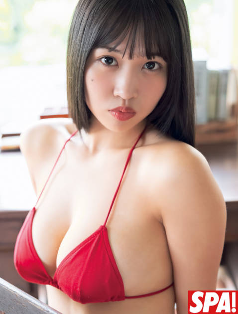 南みゆか、色白美ボディ＆ふんわりバストにドキッ！20歳を目前に“忍者グラビア”に初挑戦サムネイル画像!