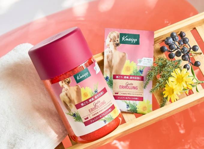 クナイプ、「グーテエアホールング バスソルト ジュニパー&アルニカの香り」が先行販売