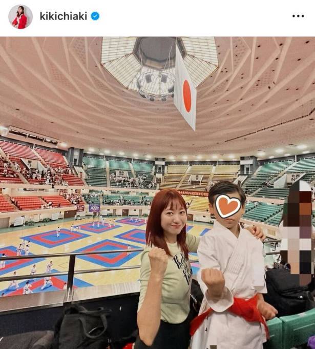 元AAA伊藤千晃、8歳息子と武道館でパシャリ！“思い出の場所”SHOTに「感慨深すぎる」「泣けてきちゃう」の声