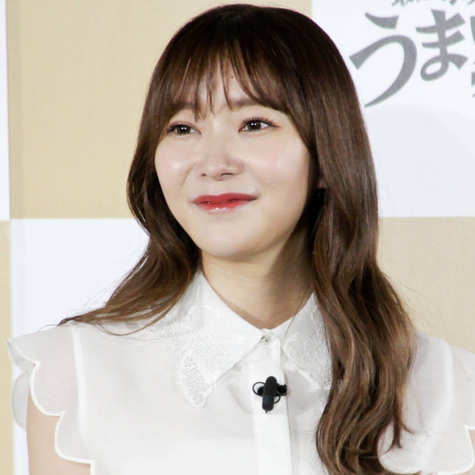 指原莉乃「薄いんすよねぇ」ポーチにIN！持ち歩きやすいお直しパウダー
