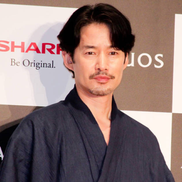 竹野内豊、共演の田中麗奈もビックリした“お茶目な一面”「笑い声をこらえるのがすごい大変」サムネイル画像!