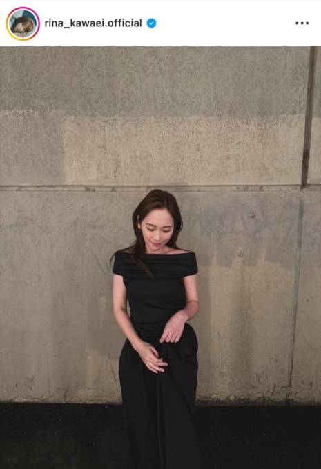 川栄李奈、ついに写真集発売！ヘルシー美ボディチラリのオフSHOTに「かわいすぎです」「背中も肩も綺麗」