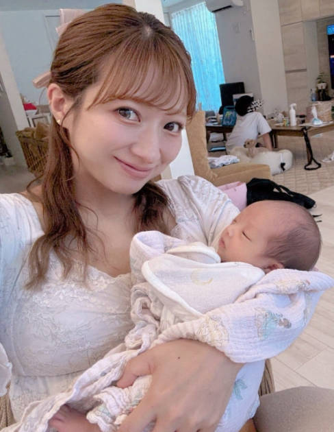 「早すぎる」辻希美、次女・夢空ちゃんの生後1ヶ月を報告「もう今日で新生児も終わりだね」サムネイル画像!