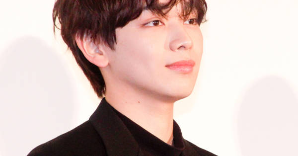 宮世琉弥、8LOOMメンバーとの“奇跡の再会”SHOTに「久しぶりの2人