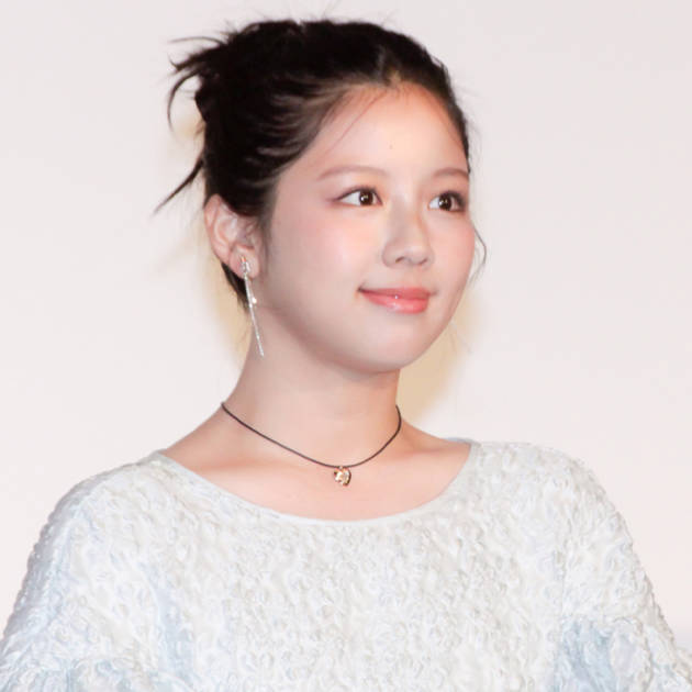渡邉美穂、濱岸ひよりとパシャリ！元日向坂46の仲良しSHOTにファン大歓喜「破壊力凄すぎる」「最高」サムネイル画像!
