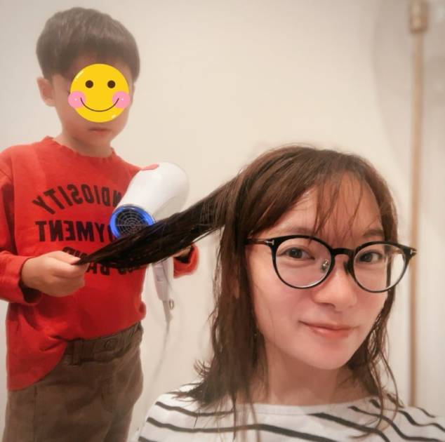 保田圭、7歳息子に身を任せた“愛おしい時間”SHOTを公開「ありがとう」サムネイル画像!