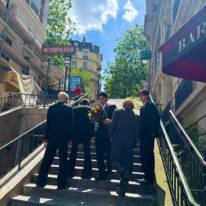 佐野勇斗、M!LK全員でパシャリ！パリでの思い出SHOTに反響「みんなビジュいいじゃん」「イケメン揃い」