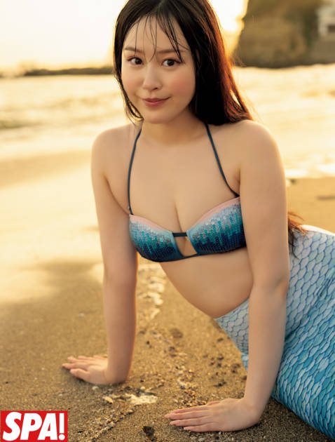 新沼希空、水辺で美しい“マーメイド”に変身！ベールを脱いだ純白のふんわりボディに注目サムネイル画像!