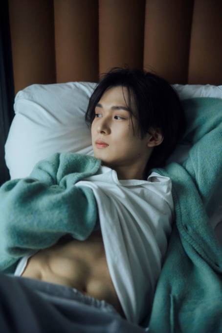 俳優・田村心、引き締まった腹筋がチラリ!ストイックに磨き上げた肉体美に釘付け