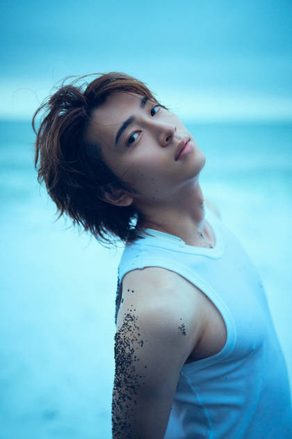 発売前には重版決定！庄司浩平、セルフプロデュース写真集で美麗カット＆純文学のような物語を展開サムネイル画像!