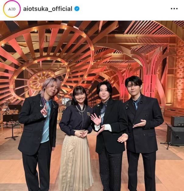 大塚愛、“14歳娘が号泣”Mrs. GREEN APPLEとのコラボSHOTに反響「最高」「素敵な音楽をありがとう」サムネイル画像!