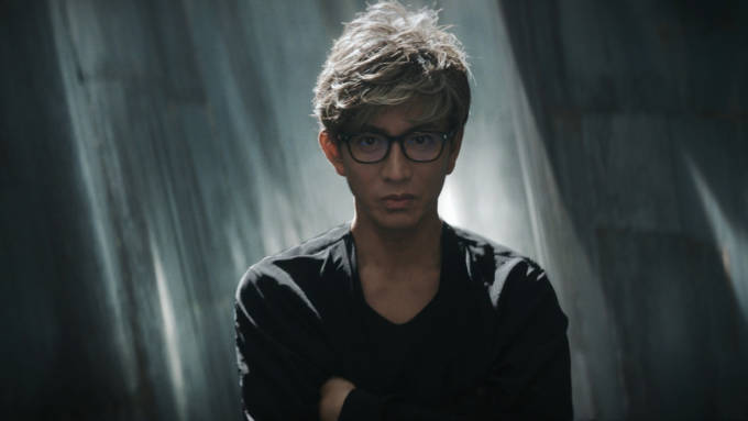 木村拓哉、大人の余裕たっぷりのメガネ姿を披露！スタイリッシュかつ自然体なライフスタイルを体現