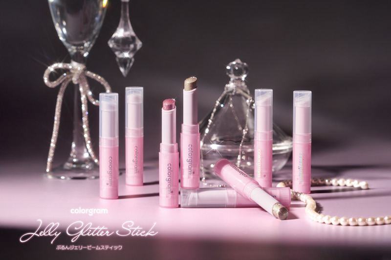 colorgram、目もとや鼻筋にきらめきをプラスする新感覚グリッター「ぷるんジェリービームスティック」発売サムネイル画像!