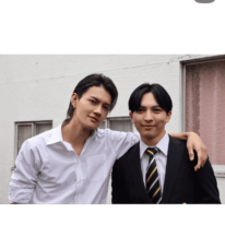 佐野勇斗、桜田ひよりをおんぶ！仲良し『ESCAPE』コンビに反響「尊い」「大好きすぎる」