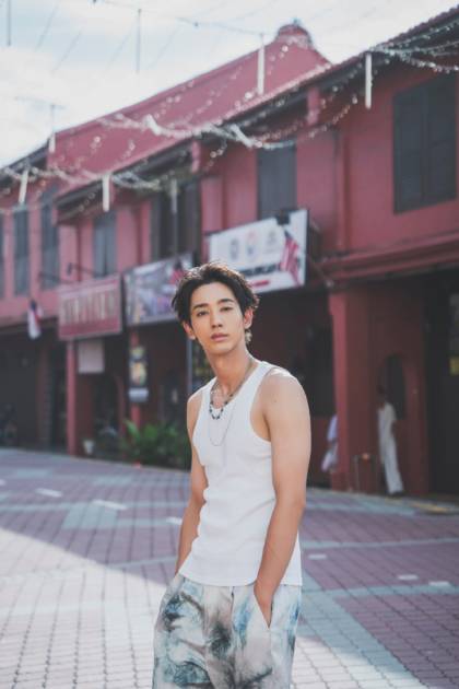 近藤頌利、引き締まった体のタンクトップSHOT披露！俳優デビューから10年で広がった“表現の幅”に注目サムネイル画像!