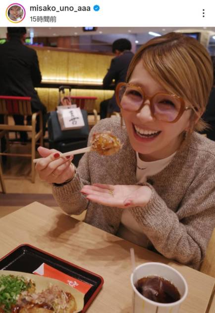 宇野実彩子、たこ焼きを堪能する笑顔SHOTに反響「可愛すぎる」「ママに見えないくらい綺麗」サムネイル画像!