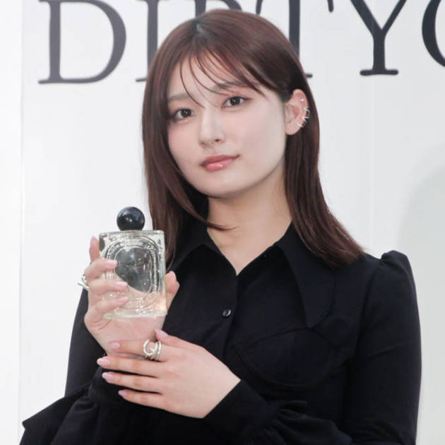 吉川愛、3匹の愛犬とのほっこりSHOTにファン悶絶「かわいいの渋滞」「癒しの空間」サムネイル画像!