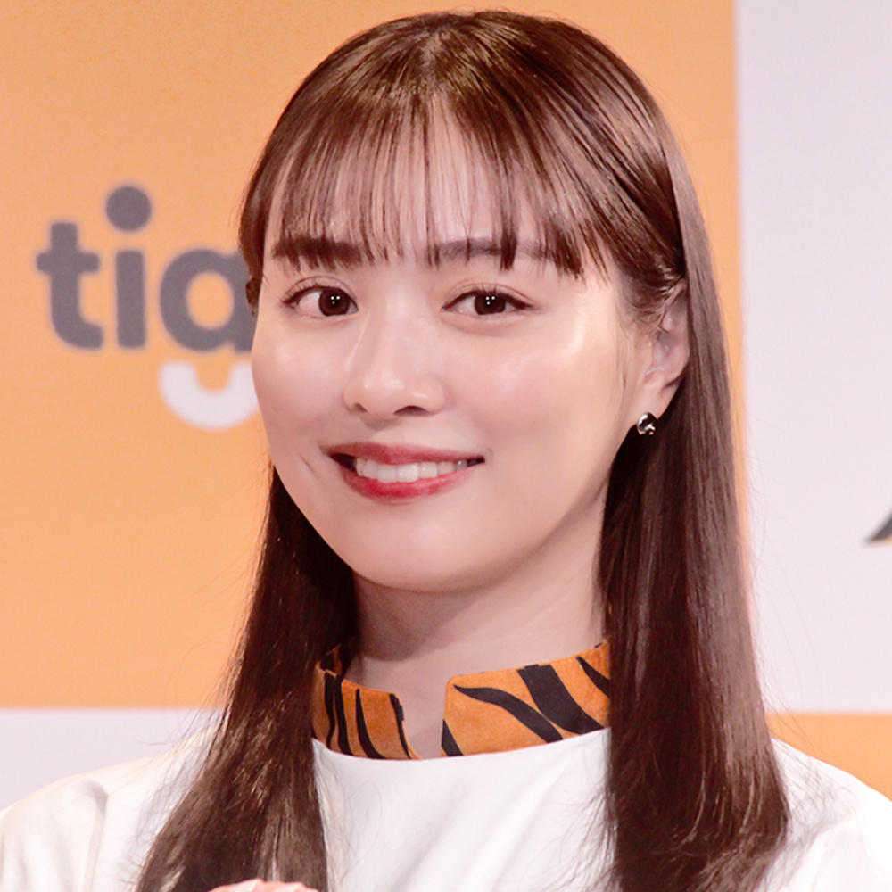 内田理央「絶対買いだと思います」イエベにおすすめしたい繊細発色ハイライト