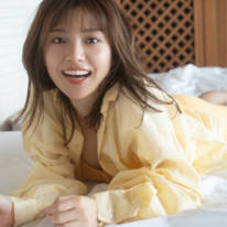 フリーアナの後藤楽々、ほっそり美肩際立つキャミソールSHOT披露！天真爛漫な魅力が光る