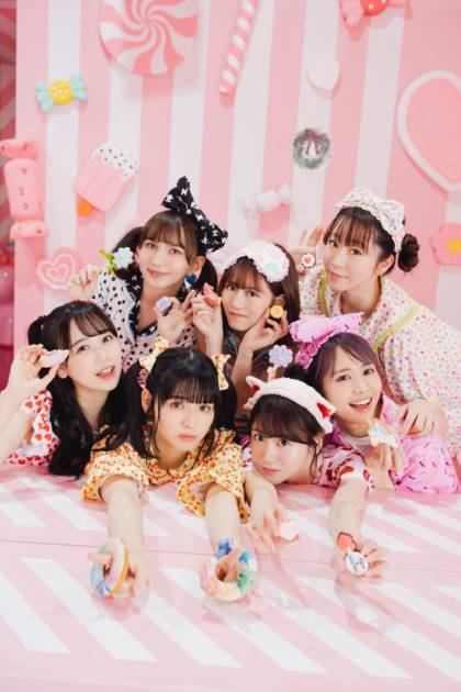 FRUITS ZIPPER、グループ1周年記念ブックが電子版に！グラビア＆インタビューで魅力を大解剖サムネイル画像!