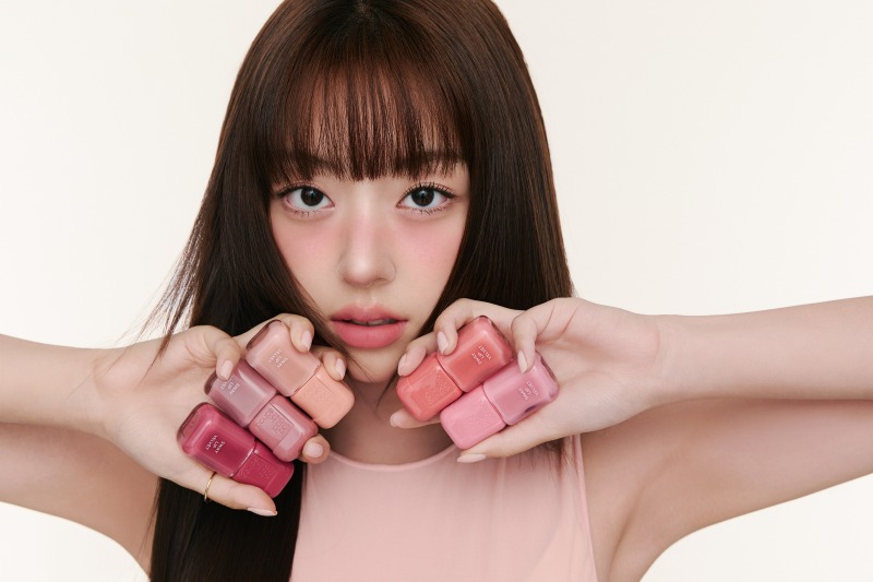 too cool for school、マットなのに乾燥感レスを叶える新感覚ベルベットリップ「スウェイリップベルベット」登場サムネイル画像!