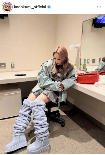 倖田來未、美太ももチラリのオーバーTシャツコーデに反響「美人」「可愛すぎるって」サムネイル画像!