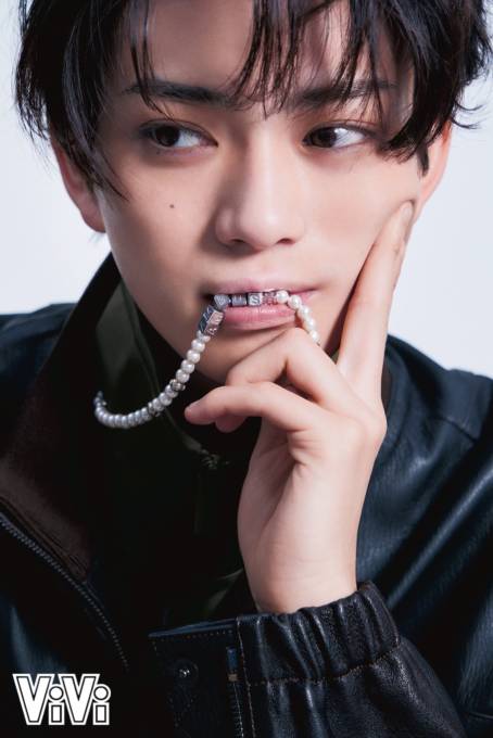 岩瀬洋志ら『ViVi』国宝級イケメンがジュエリーを纏う！きらめきあふれる美麗SHOT披露