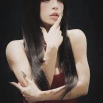 「女神すぎん？」浜崎あゆみ、落ち着いたカラーのロングヘア美麗SHOTに反響「ビジュ良すぎ」